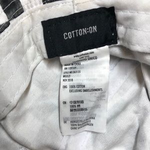 Cotton On Accessories - Checkered bucket hat Cotton On Accessories - Checkered bucket hat
